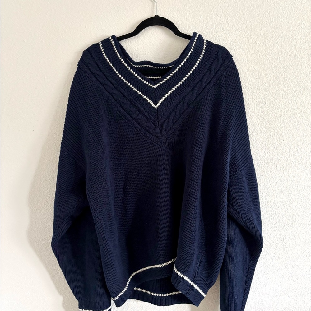 Eddie Bauer Chunky Navy Sweater with White Accents